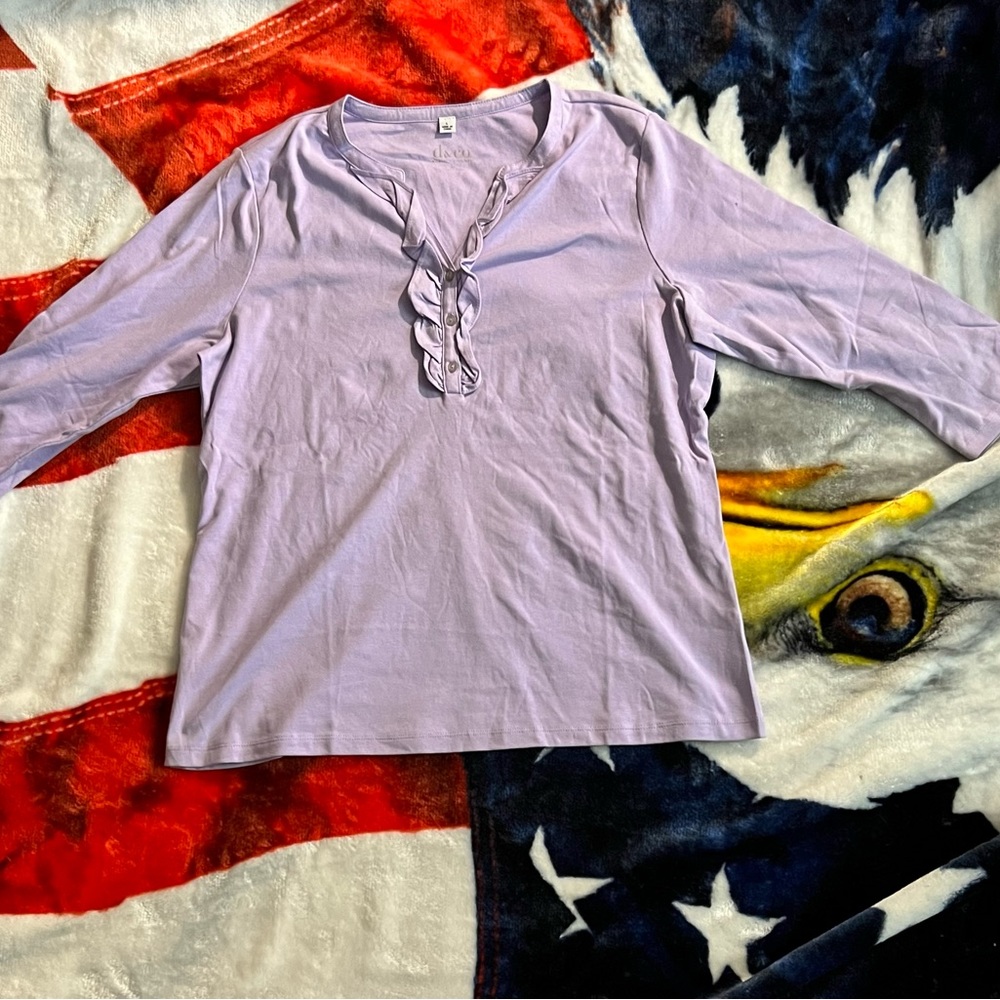 D & co long sleeve shirt